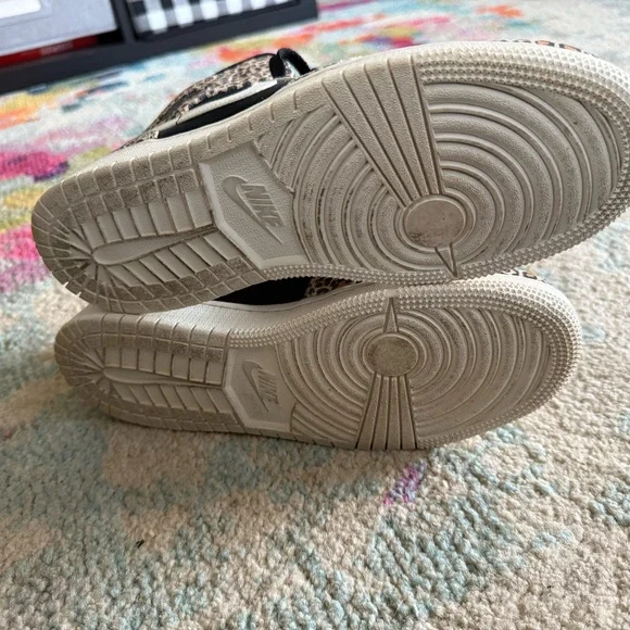 Nike Air Jordan 1 Mid SE Sneakers - Black and Tan Leopard Print Only worn once. - Picture 7 of 11